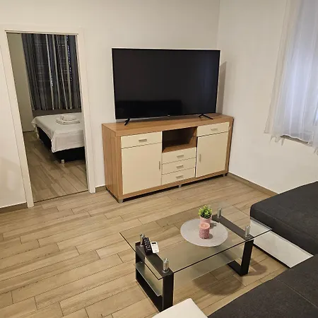 Jadran - 2 Bedroom For 6 People Apartmán Zadar